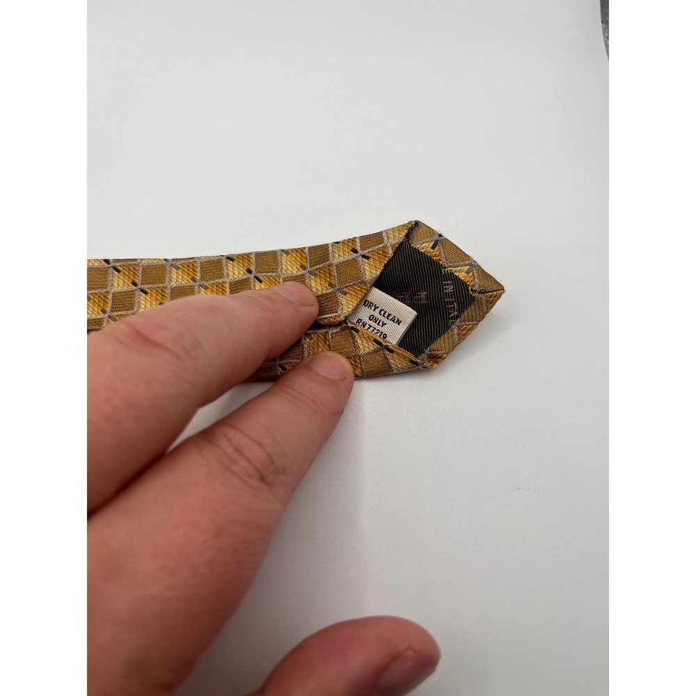PRONTO UOMO Mens Silk Tie Gold Diamond Pattern Made in Italy - Picture 3 of 4